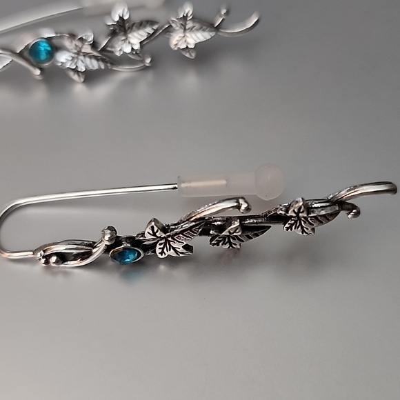 Ivy Aquamarine  Hang Earrings - Picture 2 of 4
